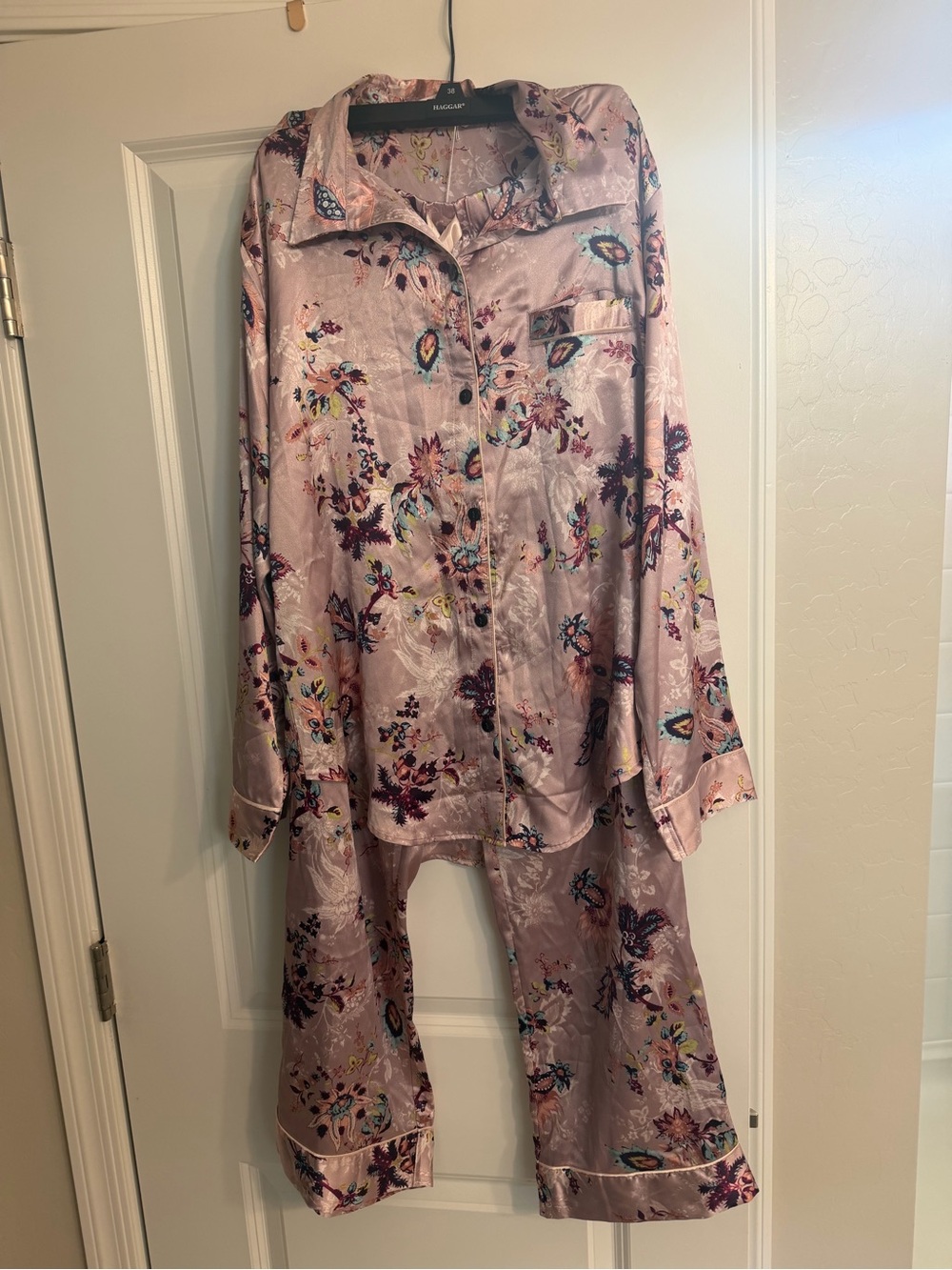 Victoria's Secret Mauve Pink Satin Floral Pajama Top